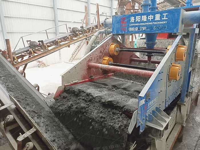 ��ɰ���ՙC�\���еĳ�Ҋ���}